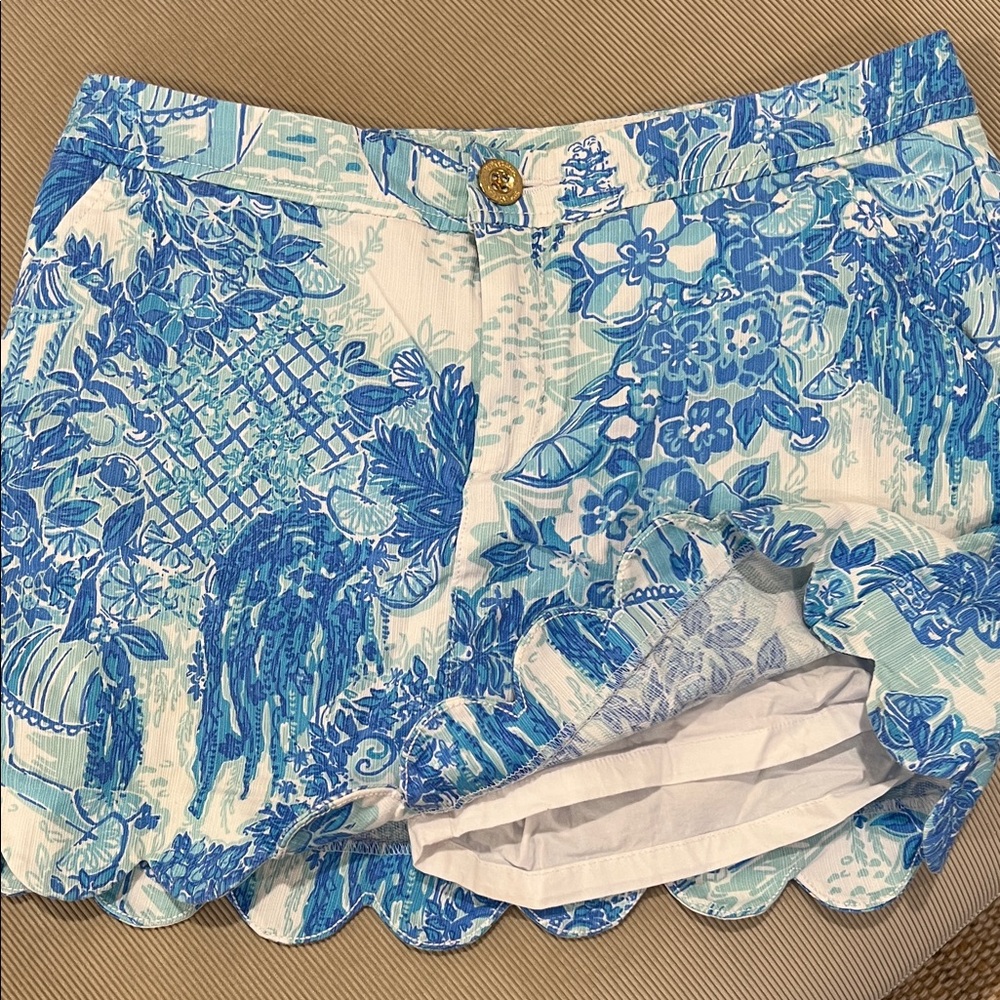 Lilly Pulitzer Blue and White Floral Skort